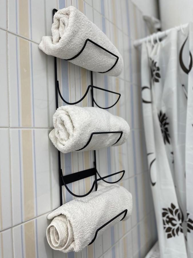 Cozy Minimal Apartment พีเรียส ภายนอก รูปภาพ