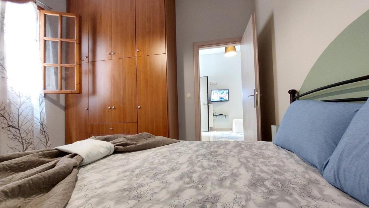 Cozy Minimal Apartment พีเรียส ภายนอก รูปภาพ
